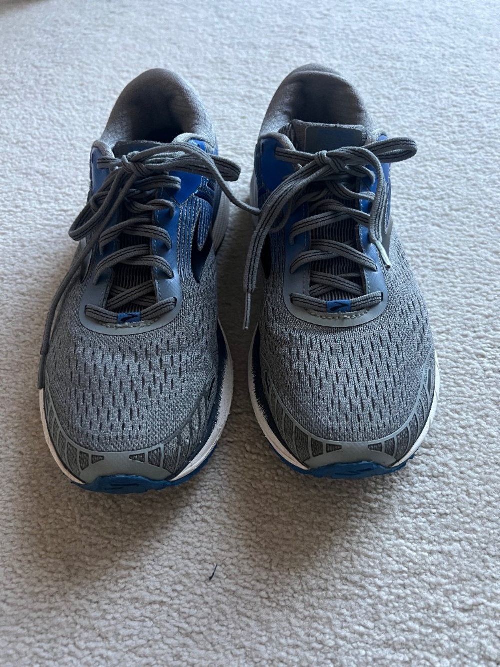 Brooks men's Adrenaline GTS 18 Running Shoes Blue/Gray Size 9.5